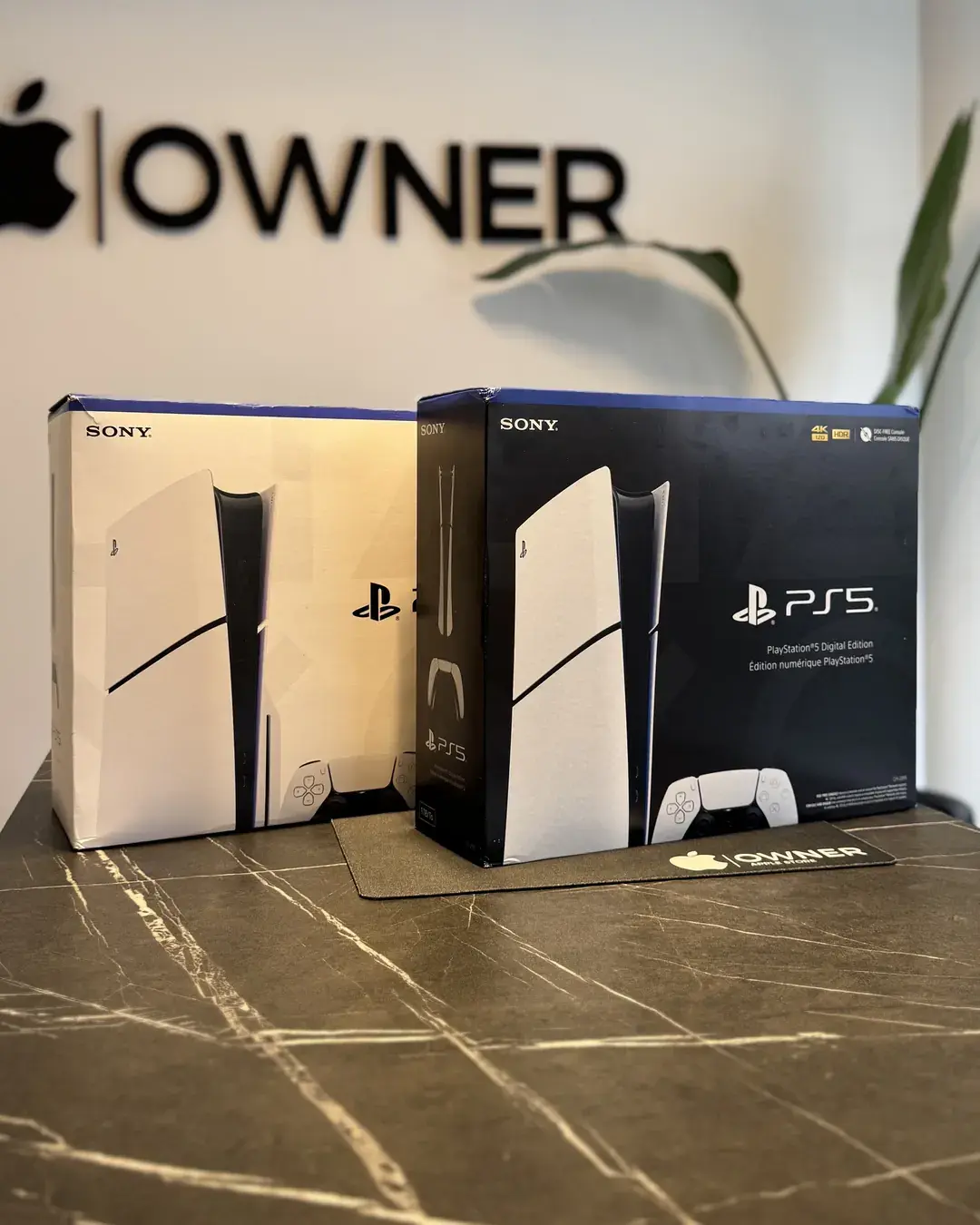 Dos PlayStation 5 en caja